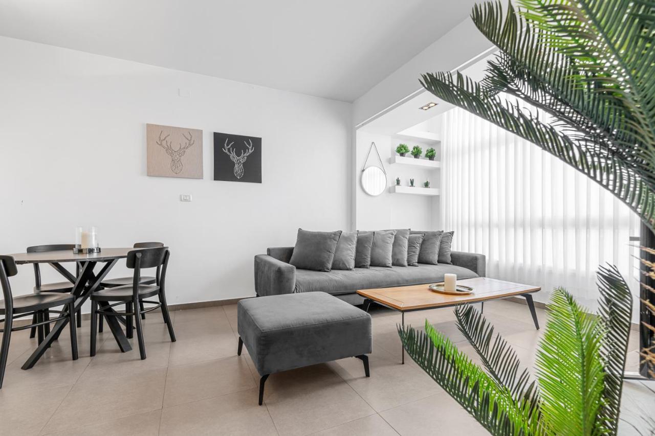 Best Location In Tel Aviv Exterior photo